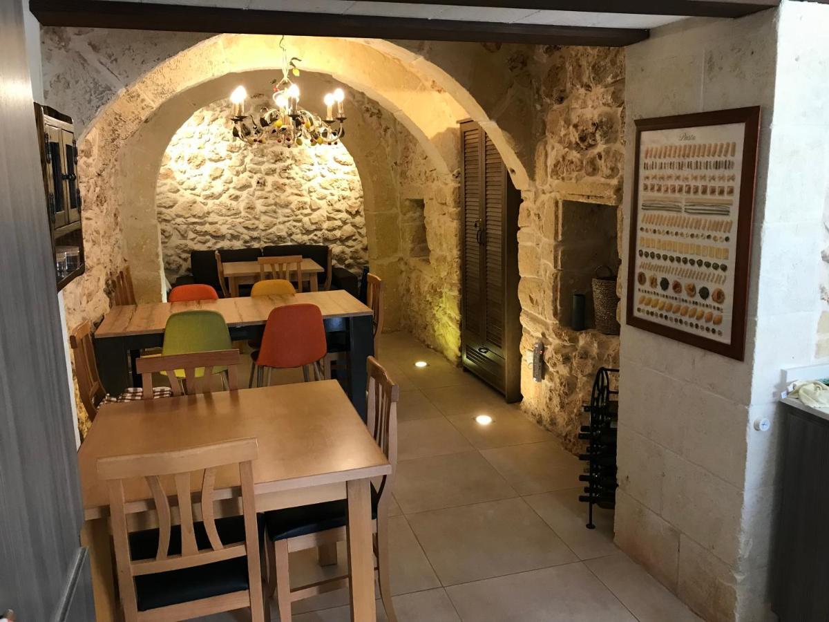 Xagħra The Cloisters Bed And Breakfast المظهر الخارجي الصورة