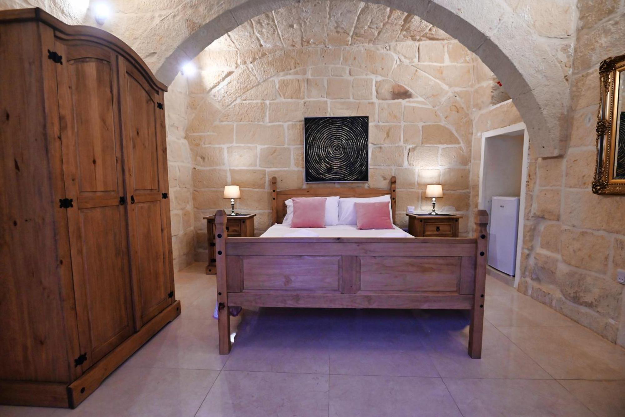 Xagħra The Cloisters Bed And Breakfast المظهر الخارجي الصورة