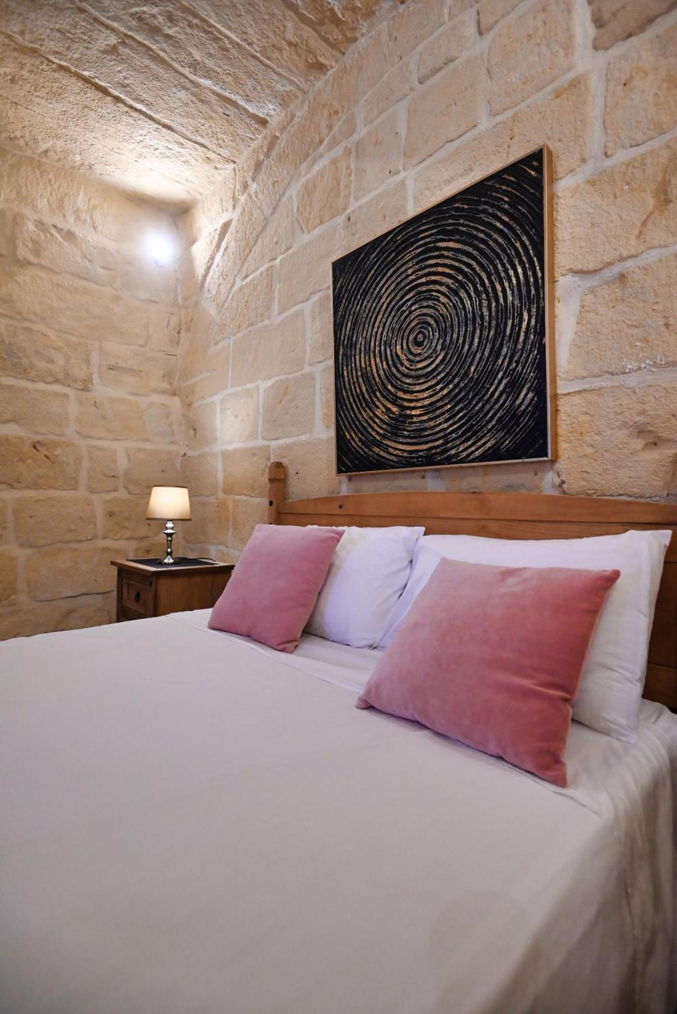 Xagħra The Cloisters Bed And Breakfast المظهر الخارجي الصورة