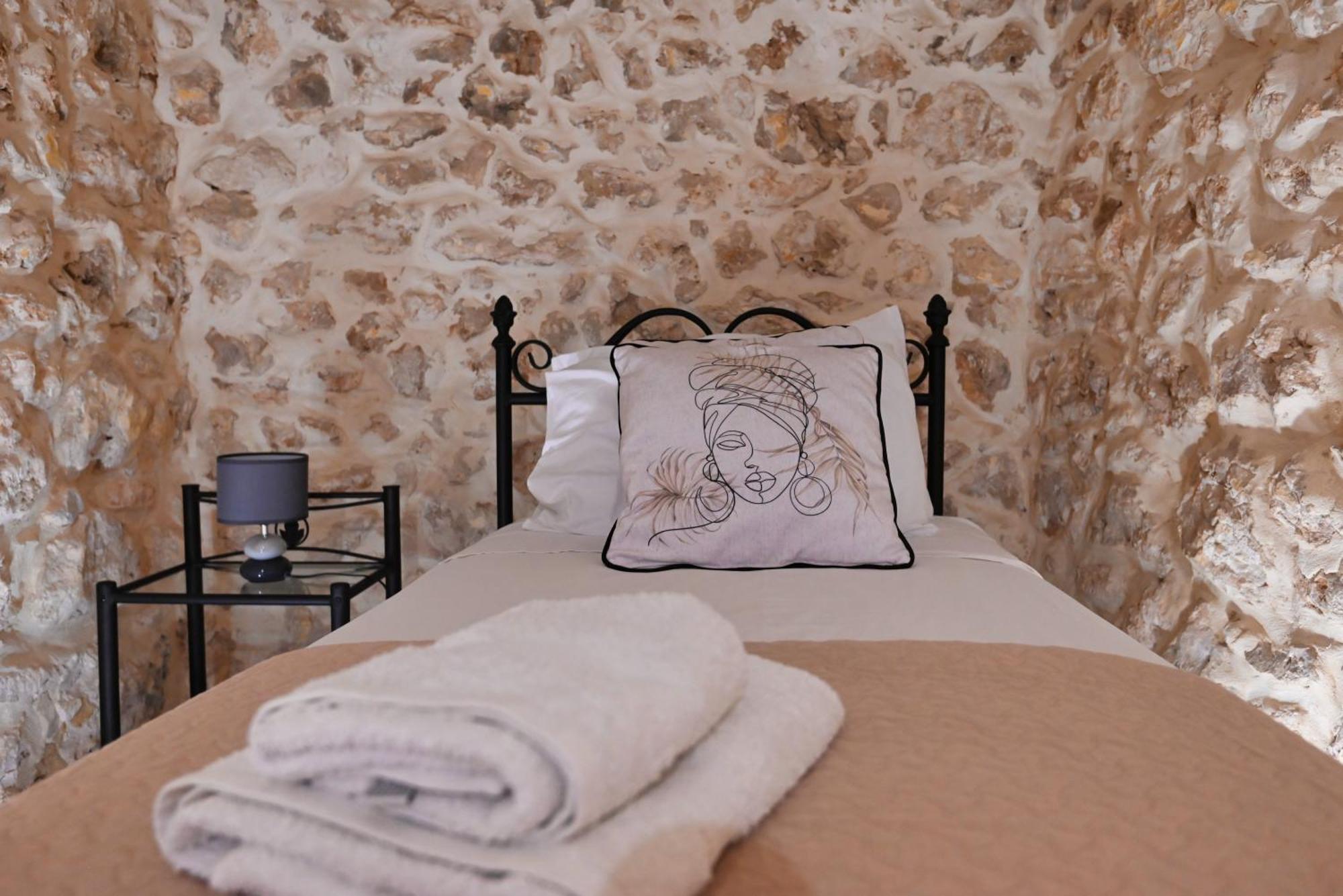 Xagħra The Cloisters Bed And Breakfast المظهر الخارجي الصورة