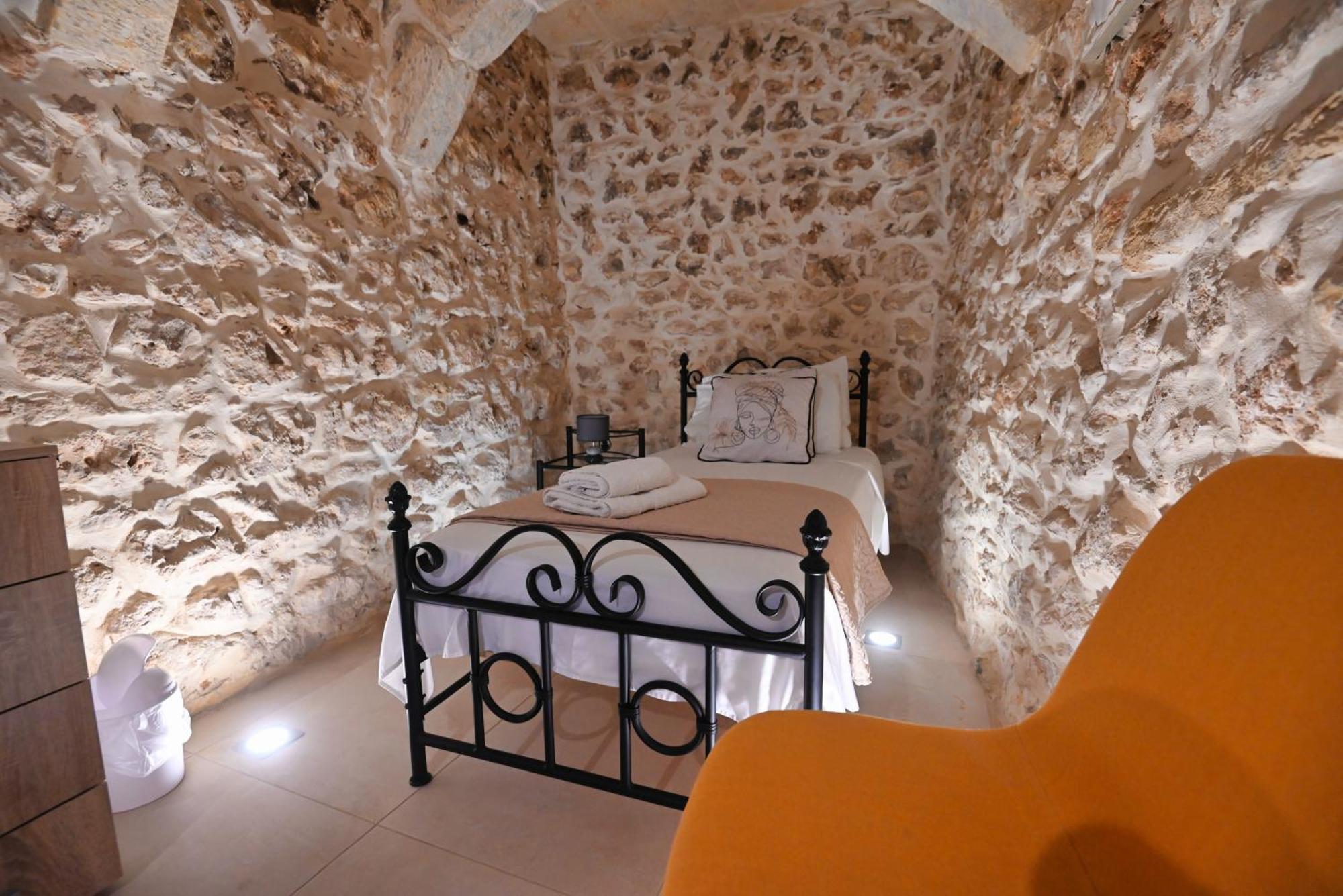 Xagħra The Cloisters Bed And Breakfast المظهر الخارجي الصورة