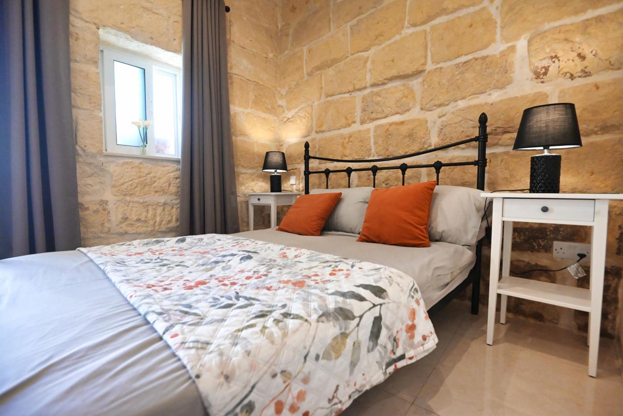 Xagħra The Cloisters Bed And Breakfast المظهر الخارجي الصورة