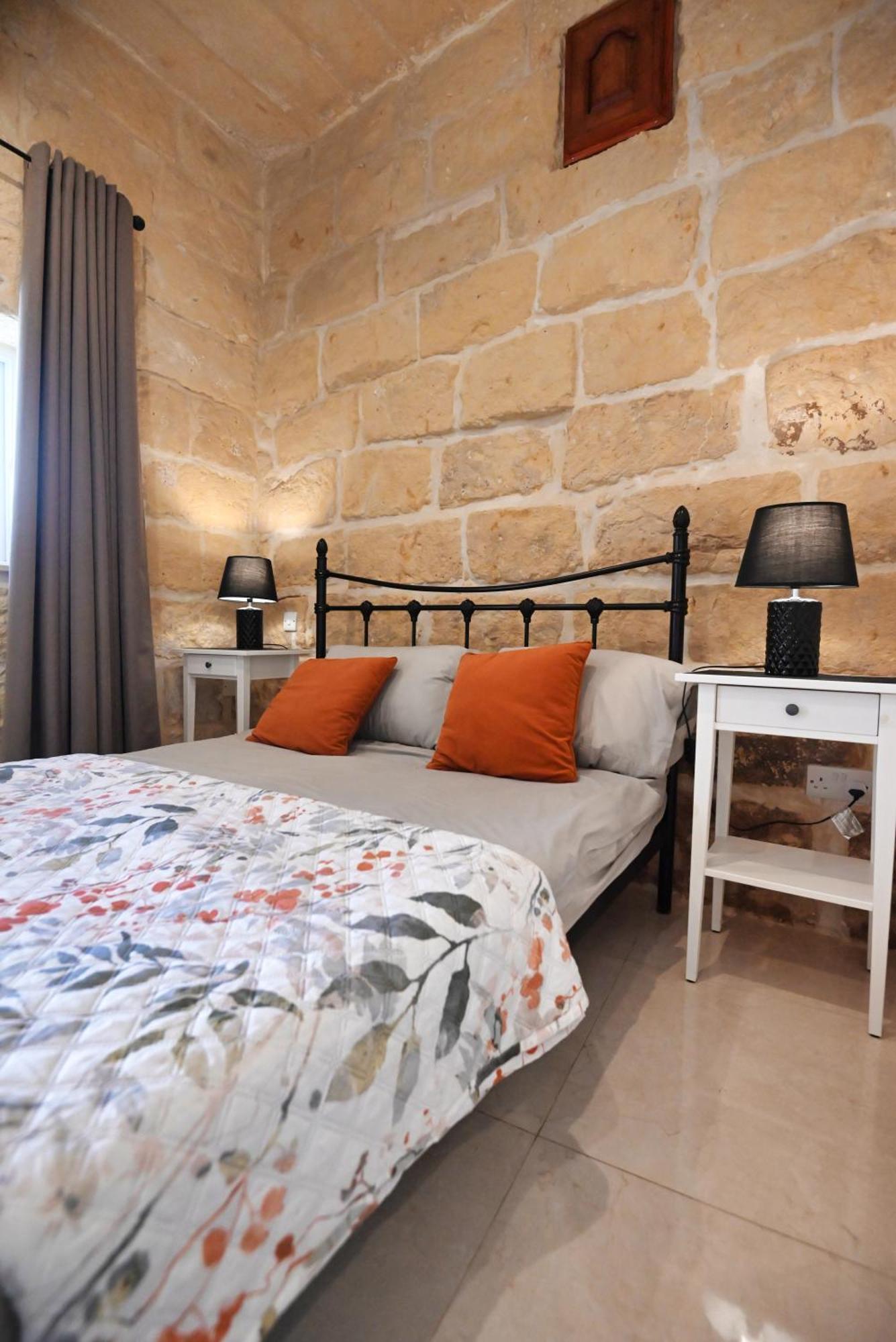 Xagħra The Cloisters Bed And Breakfast المظهر الخارجي الصورة