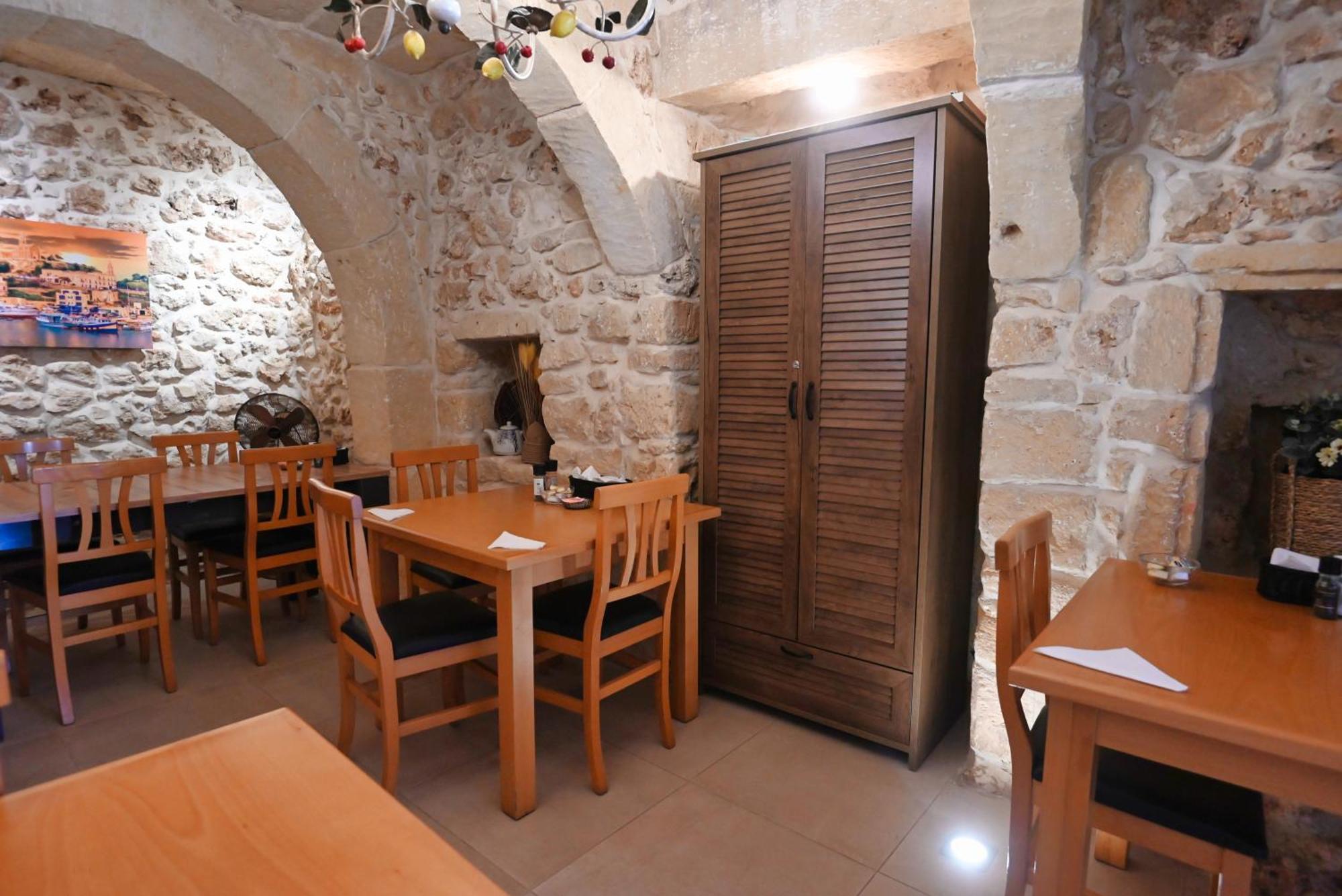 Xagħra The Cloisters Bed And Breakfast المظهر الخارجي الصورة