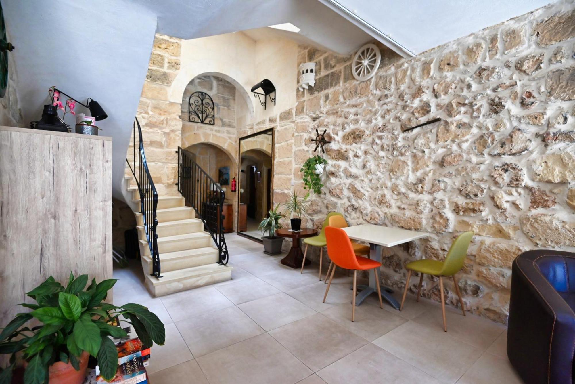 Xagħra The Cloisters Bed And Breakfast المظهر الخارجي الصورة